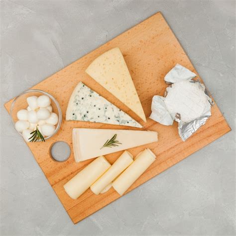 Асимметричная композиция сыров