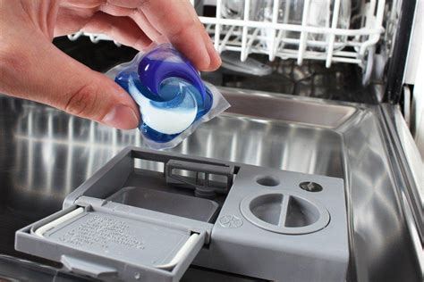 Выбор и применение правильного моющего средства для эффективной работы посудомойки
