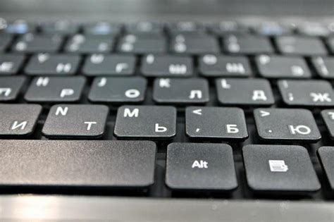 Выбор правильной клавиши на разных моделях ноутбука