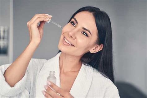 Гиалуроновая кислота: идеальный ингредиент для косметологии и медицины