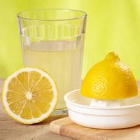 Используйте лимонный сок и соду