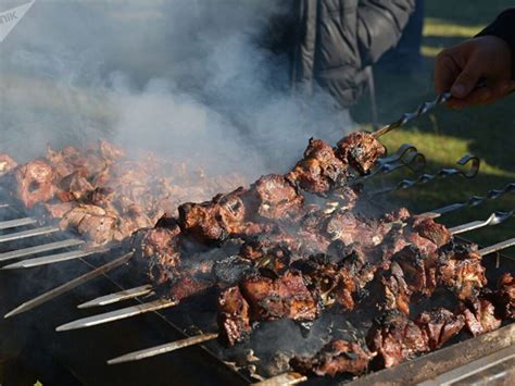 Как выбрать качественное мясо для идеального шашлыка