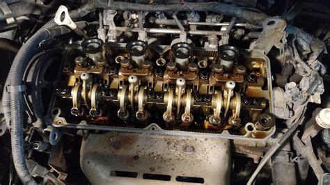 Неотъемлемый этап обслуживания двигателя: регулировка клапанного механизма на престижной модели Альфа 72