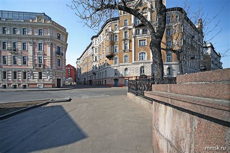 Оживленные улицы и привлекательные места Москвы ждут гостей