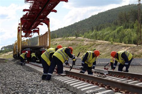 Основные компоненты и процесс создания железнодорожных путей