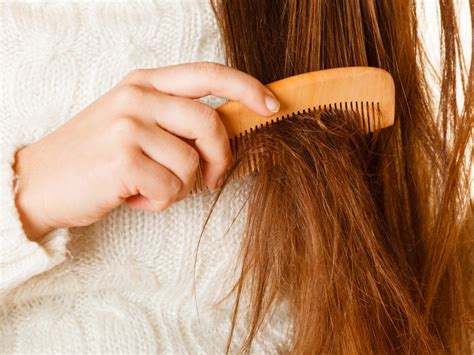 Повреждение волос и нарушение их структуры