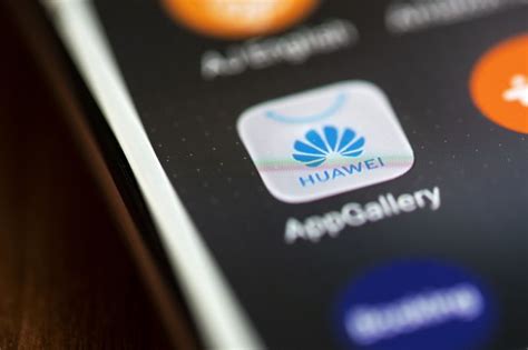 Причины ограничения доступа к магазину приложений на смартфонах Huawei