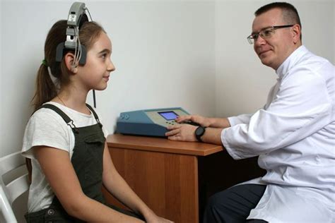 Проверка слуха с использованием шепота