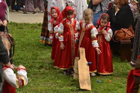 Различия праздника "красная горка" в различных регионах православного мира