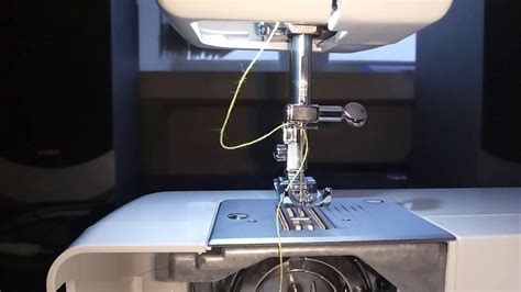Установка и настройка игл на высококачественной швейной машине